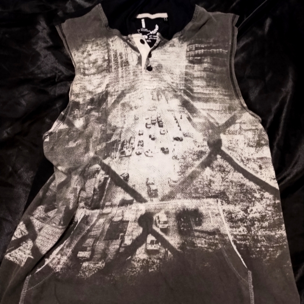 Jeans by buffalo sleeveless hoodie